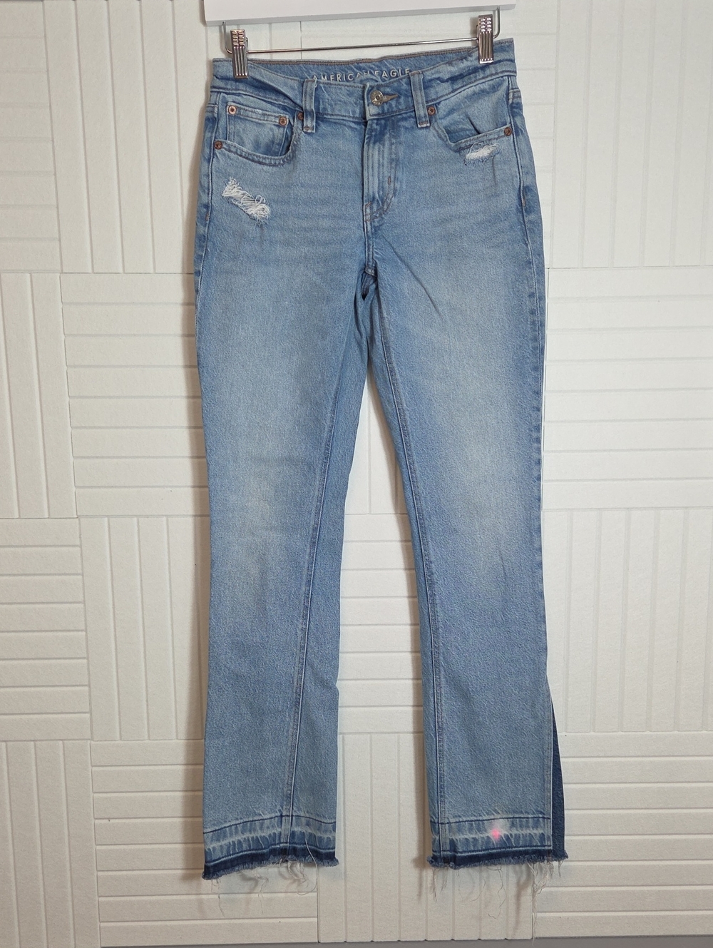American Eagle Distressed 90s Low-Rise Skinny Kick Jeans Size 2